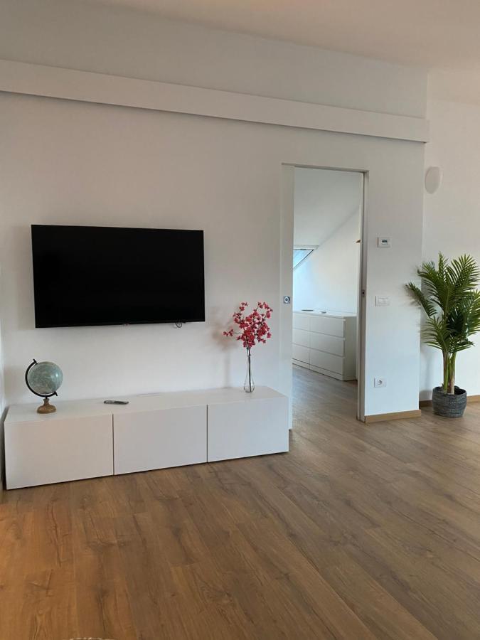 Sky View Apartment Como Ngoại thất bức ảnh